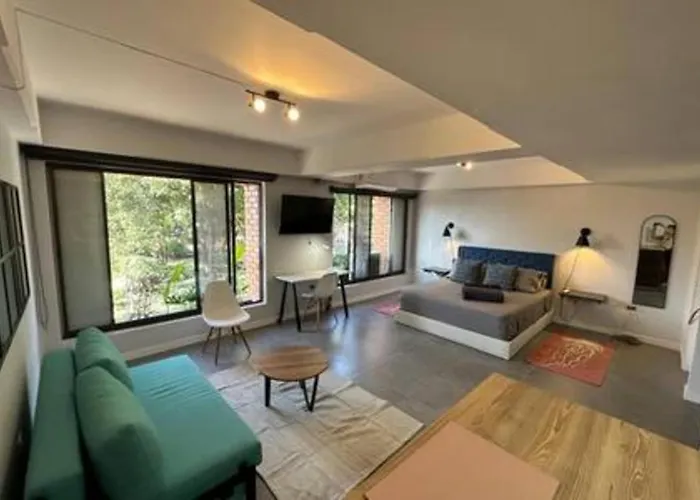 Centrico Apartaestudio En El Parque De Poblado